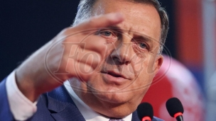 Dodik proglasio pobedu